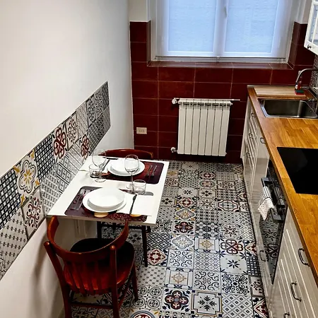 Apartment Charm & History In *
