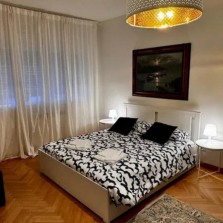 Apartment Charm & History In *